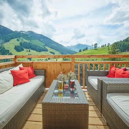 Alpenparks & Sonnleiten Aparthotel 4*