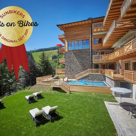 Alpenparks & Sonnleiten 잘바흐 힌터글렘
