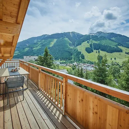 Alpenparks & Sonnleiten 4* ザールバッハ・ヒンターグレム