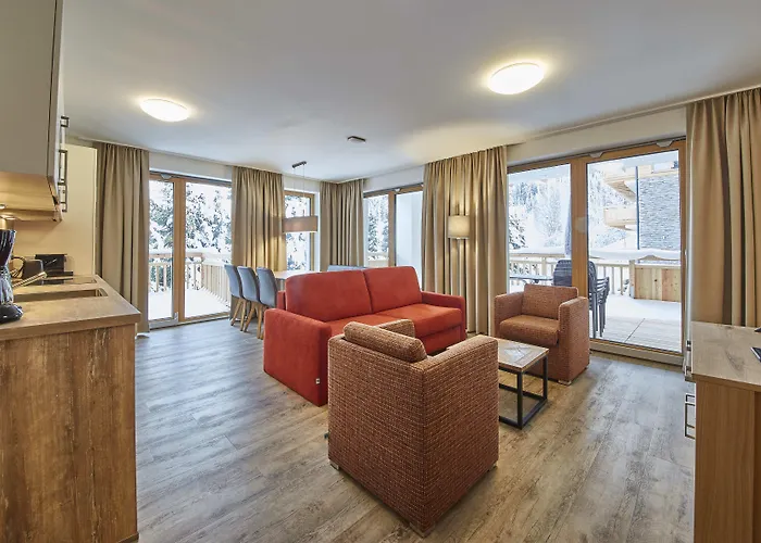 Alpenparks & Sonnleiten 公寓式酒店 4*