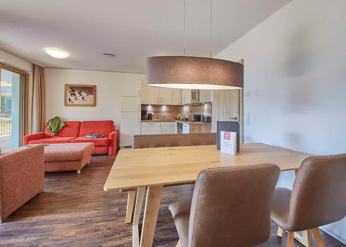 Alpenparks & Sonnleiten ザールバッハ・ヒンターグレム